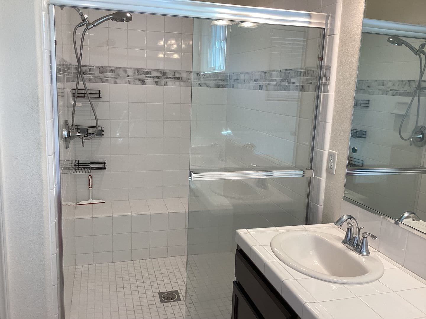 Clovis House: 2573 Daisy Drive