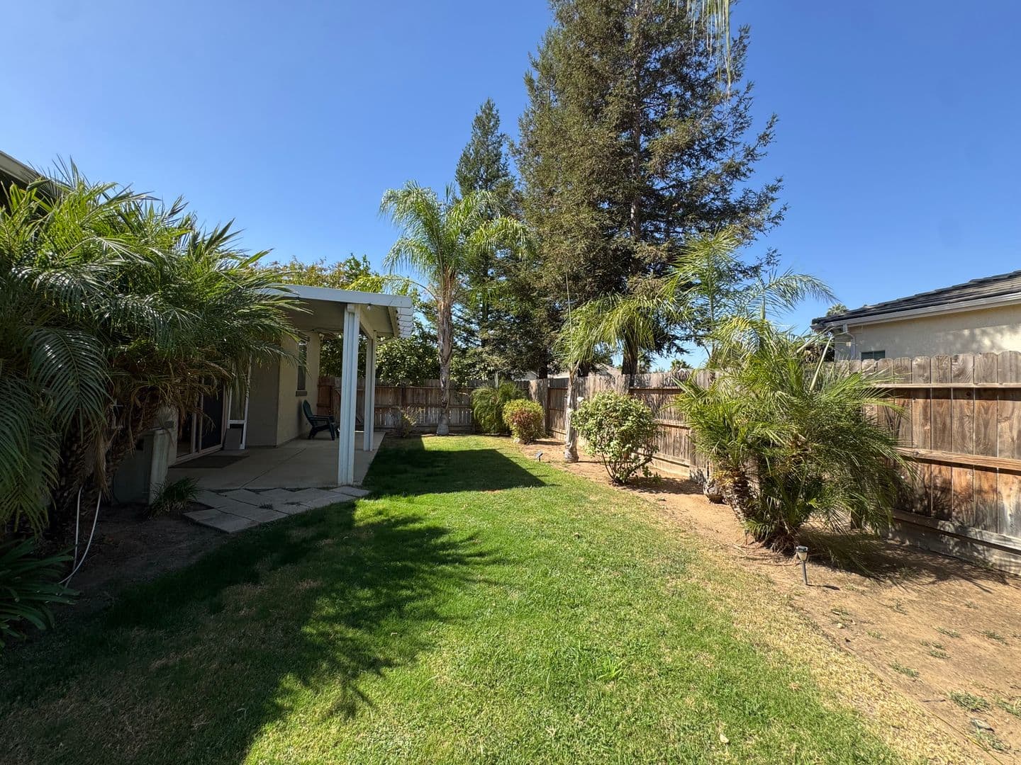 Clovis House: 2171 Buckingham Ave