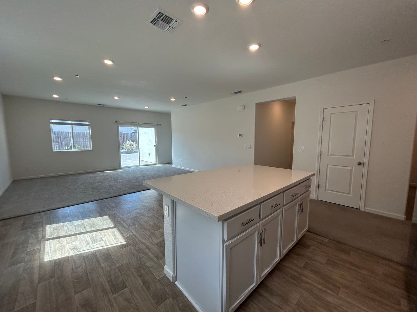 Patterson House: 931 Grimsby Lane