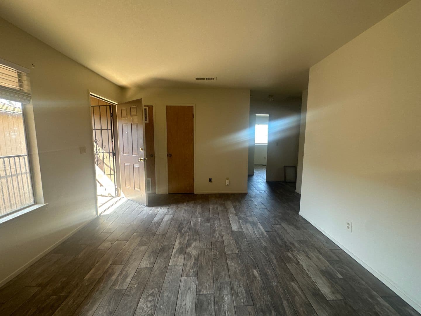 Merced Apartment: 32 South Parsons Ave. #C