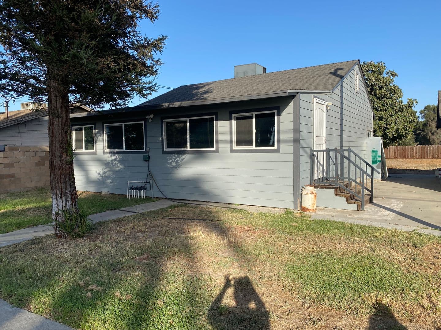 Hilmar House: 7468 Lander Avenue