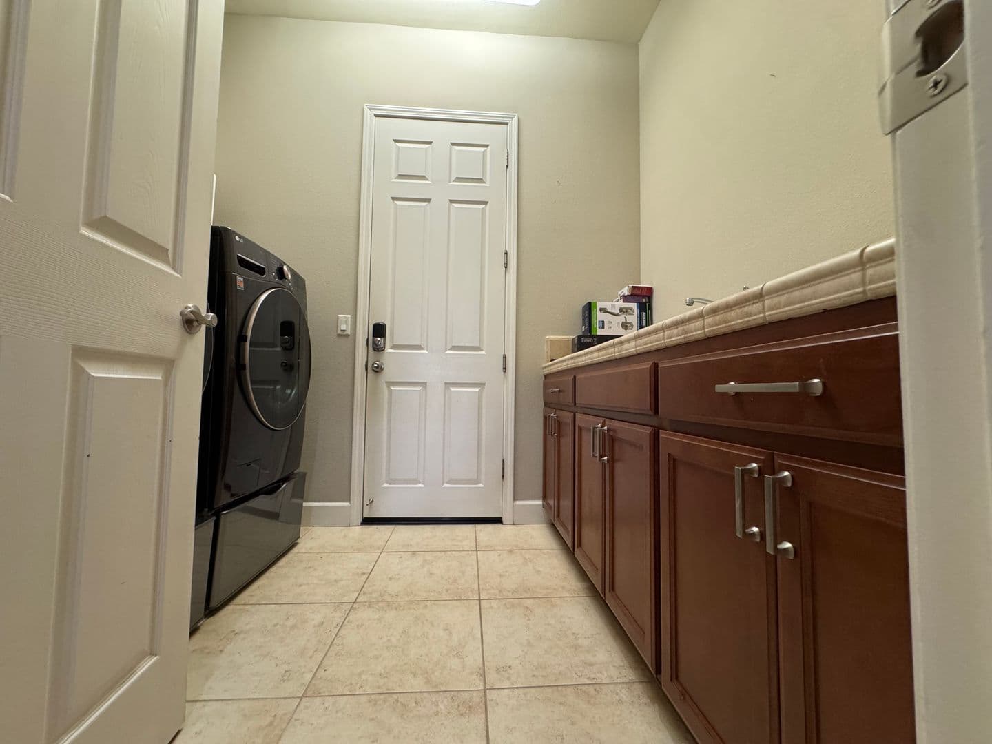 Clovis House: 2171 Buckingham Ave