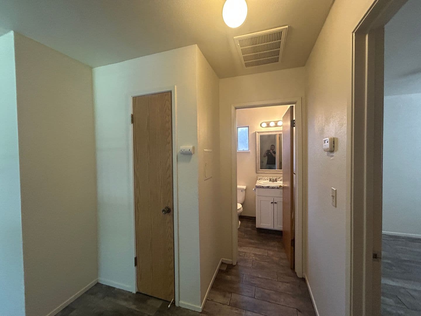 Merced Apartment: 104 South Parsons Ave. #E