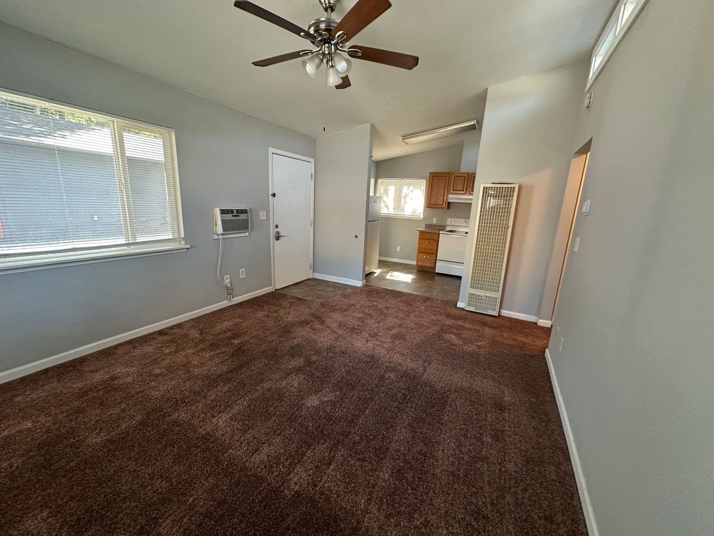 Chico Apartment: 1175 E 8th Street