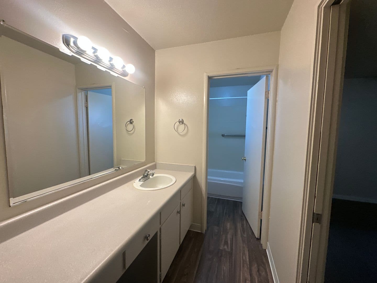 Modesto Apartment: 1821 Tully Road
