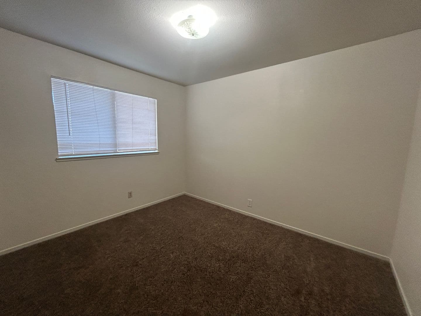 Merced Apartment: 52 South Parsons Ave. #C