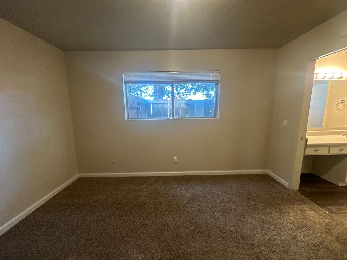 Modesto Apartment: 1821 Tully Road
