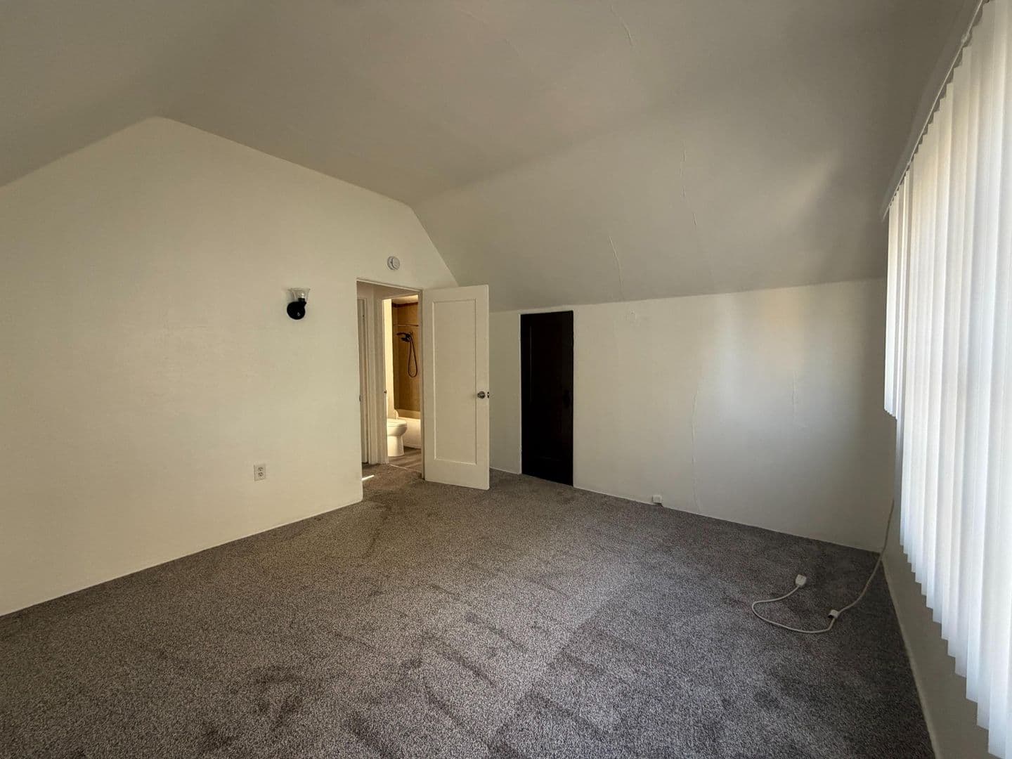 Turlock Apartment: 607 E Marshall St