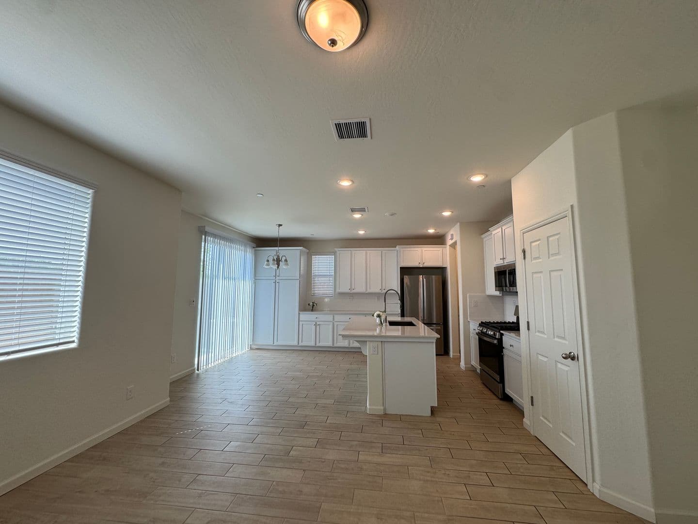 Fresno House: 6313 E. Meritage Drive