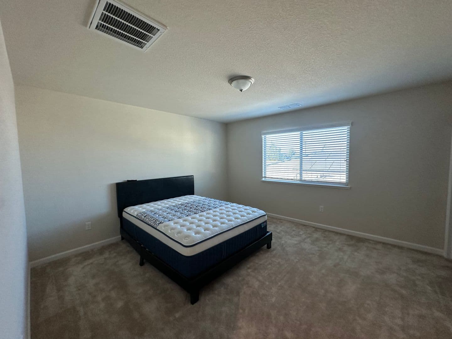 Modesto House: 4352 Vanguard Drive