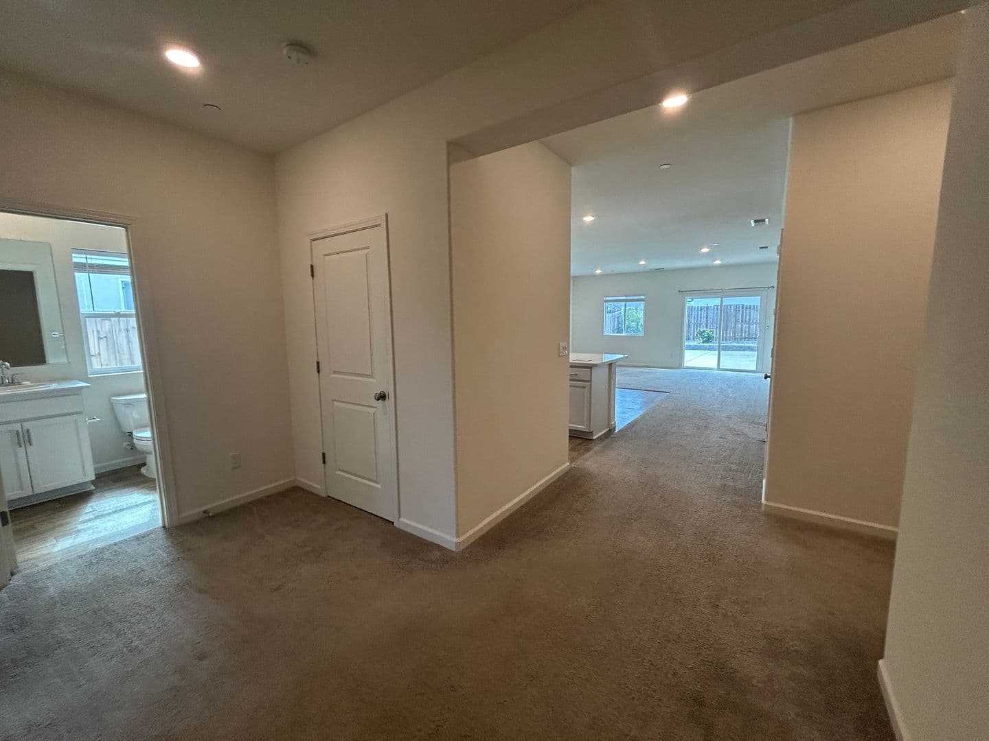 Patterson House: 931 Grimsby Lane