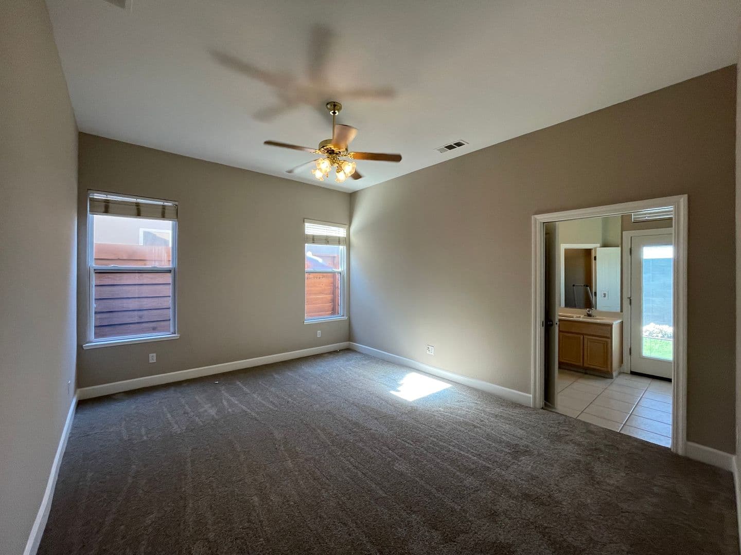 Modesto House: 1621 Linnea Ln