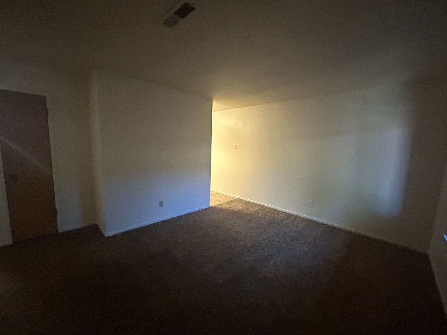 Merced Apartment: 52 South Parsons Ave. #C