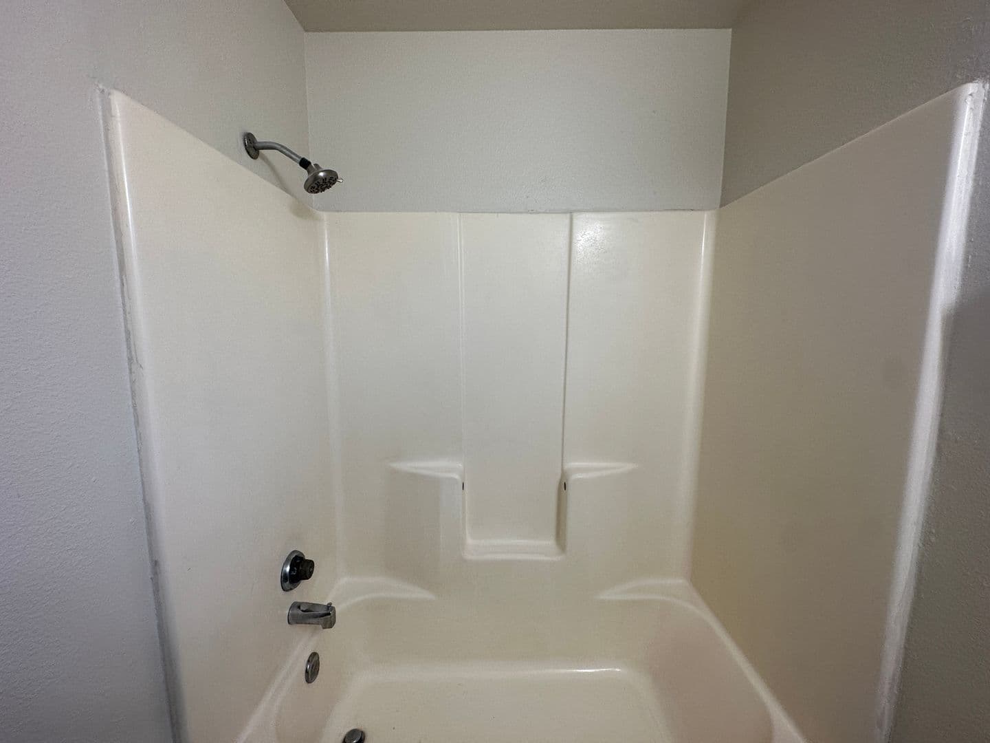 Merced Apartment: 114 South Parsons Ave. #G