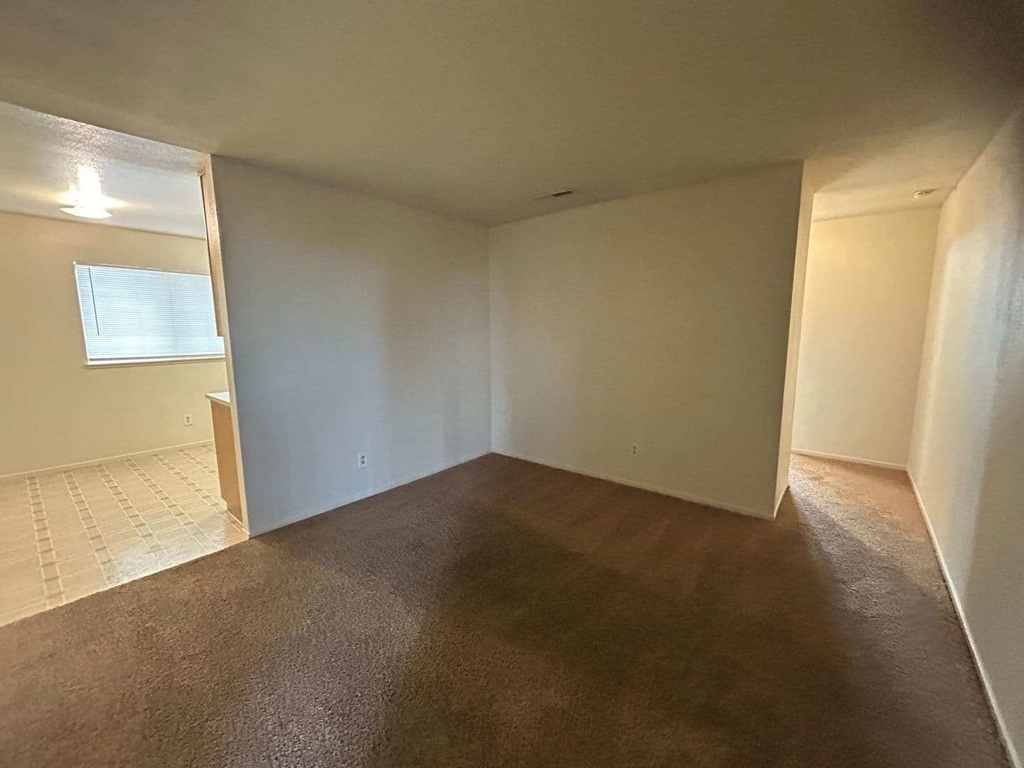Merced Apartment: 154 South Parsons Ave. #C