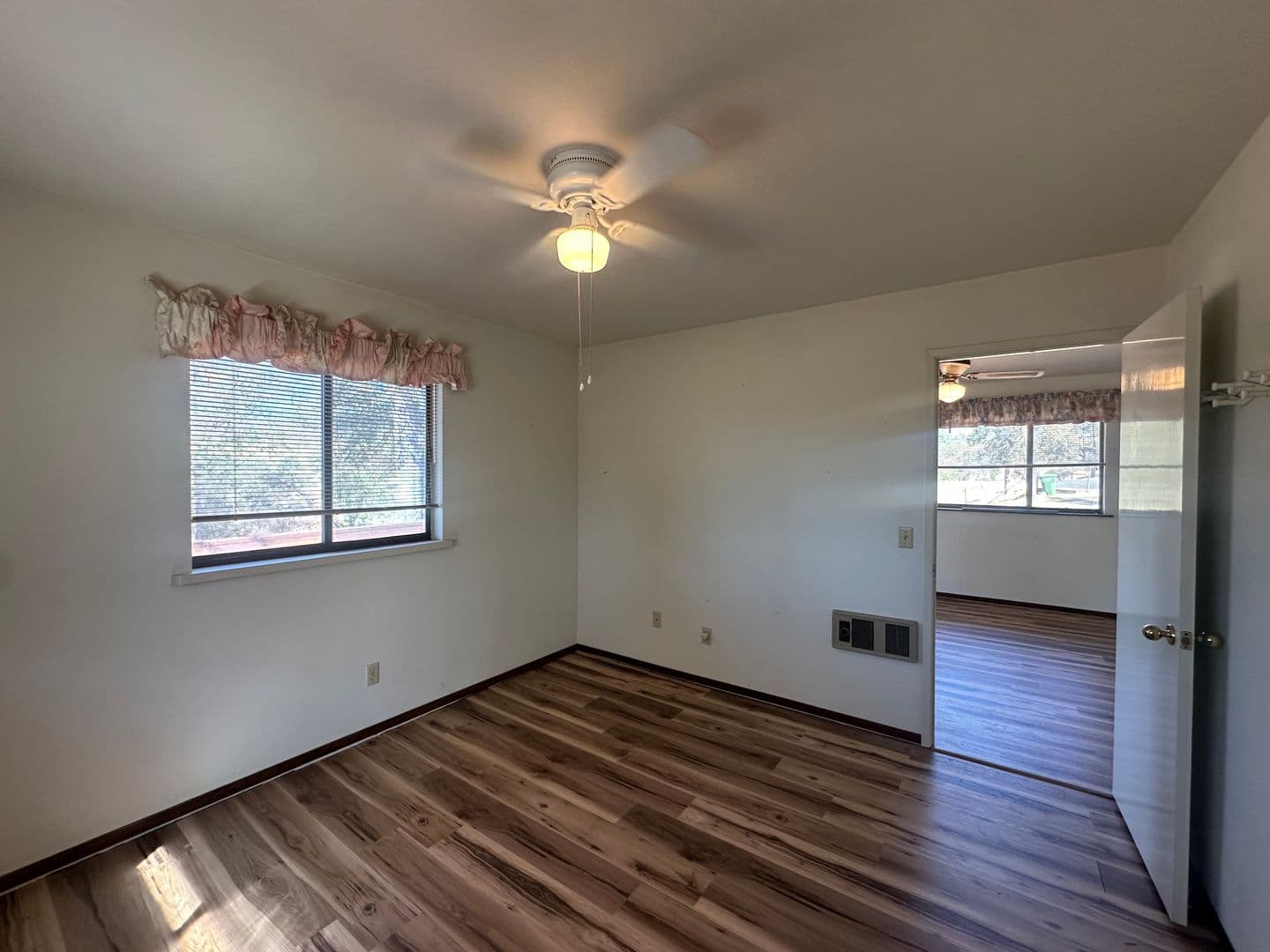 Copperopolis House: 4600 Little John Rd