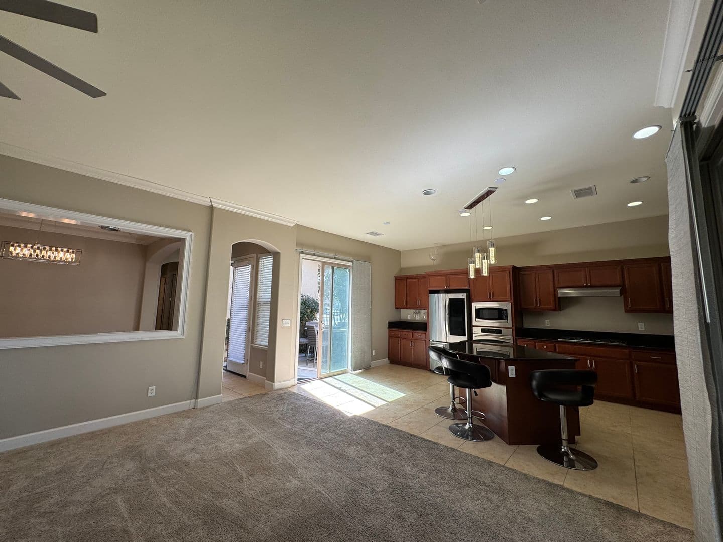 Clovis House: 2171 Buckingham Ave