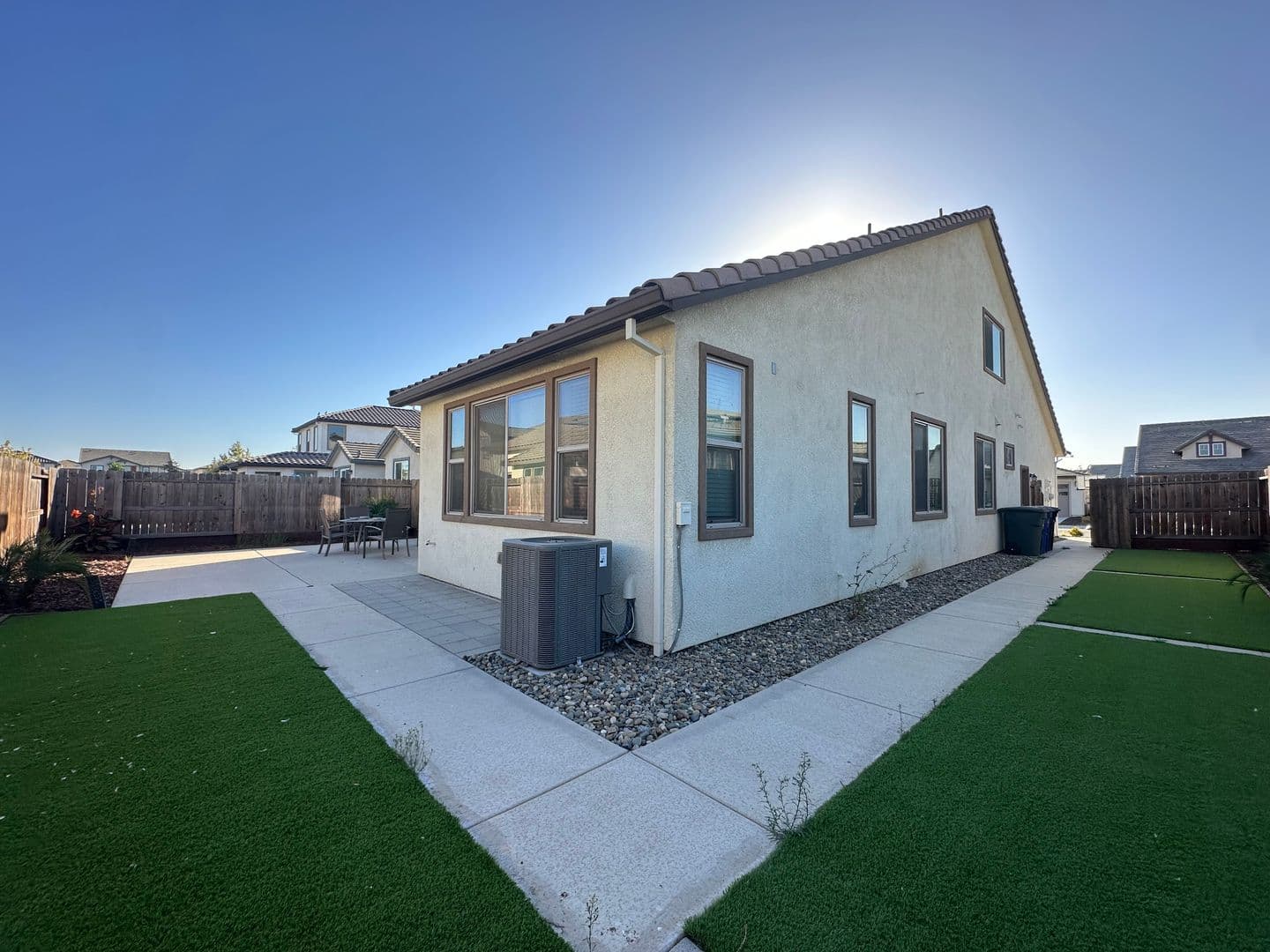 Modesto House: 4352 Vanguard Drive