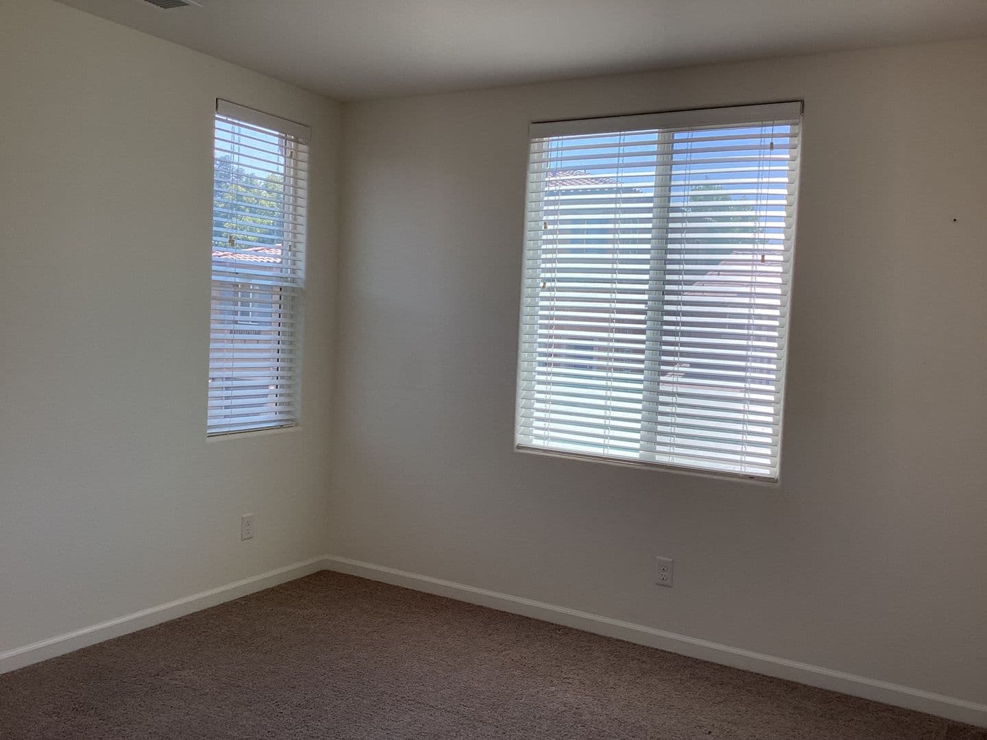 Clovis House: 2573 Daisy Drive