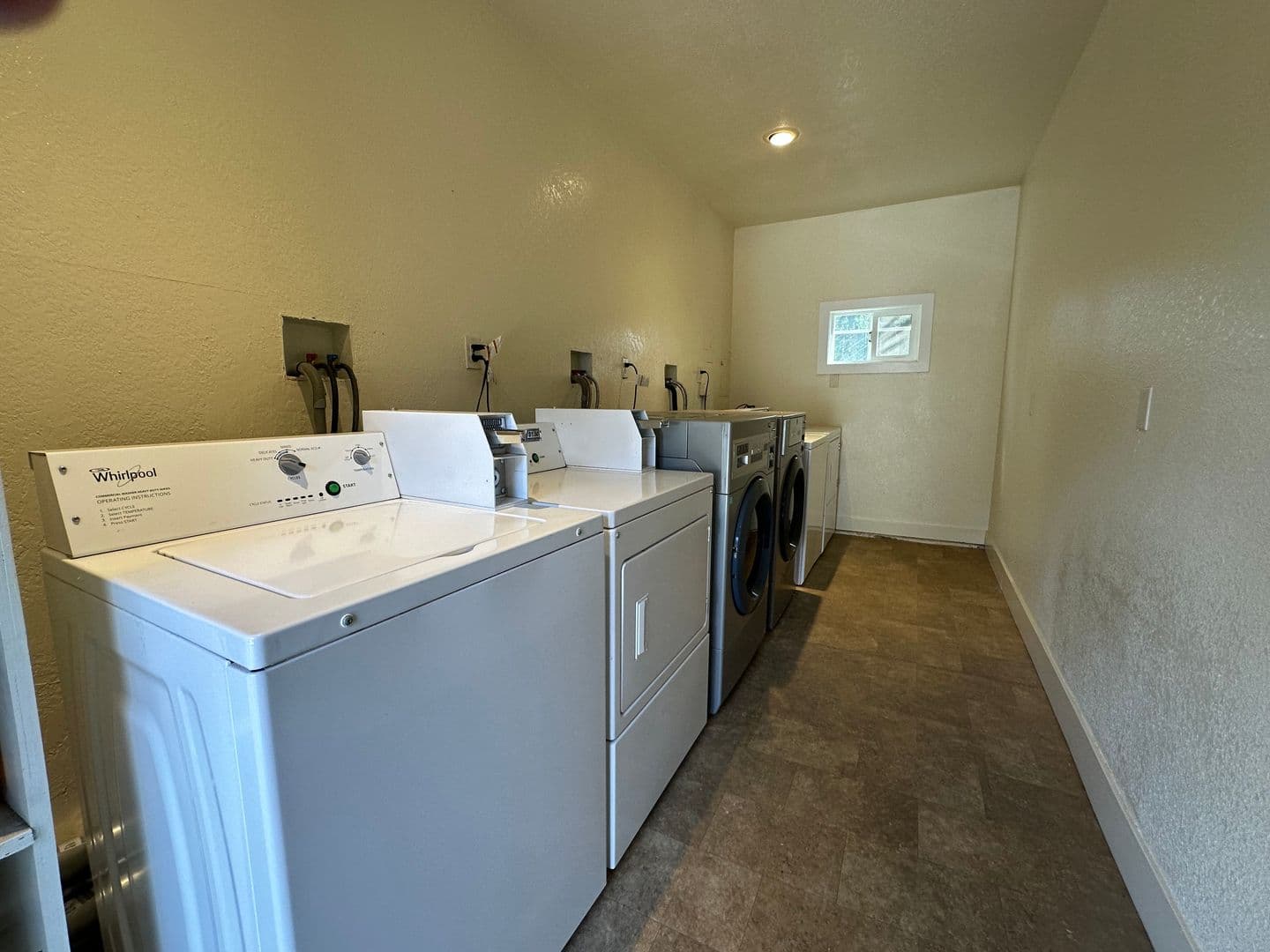 Chico Apartment: 703 W 2nd Avenue