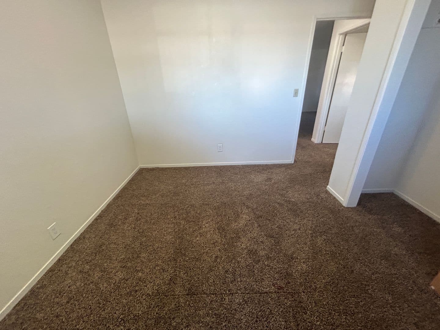 Merced Apartment: 52 South Parsons Ave. #C