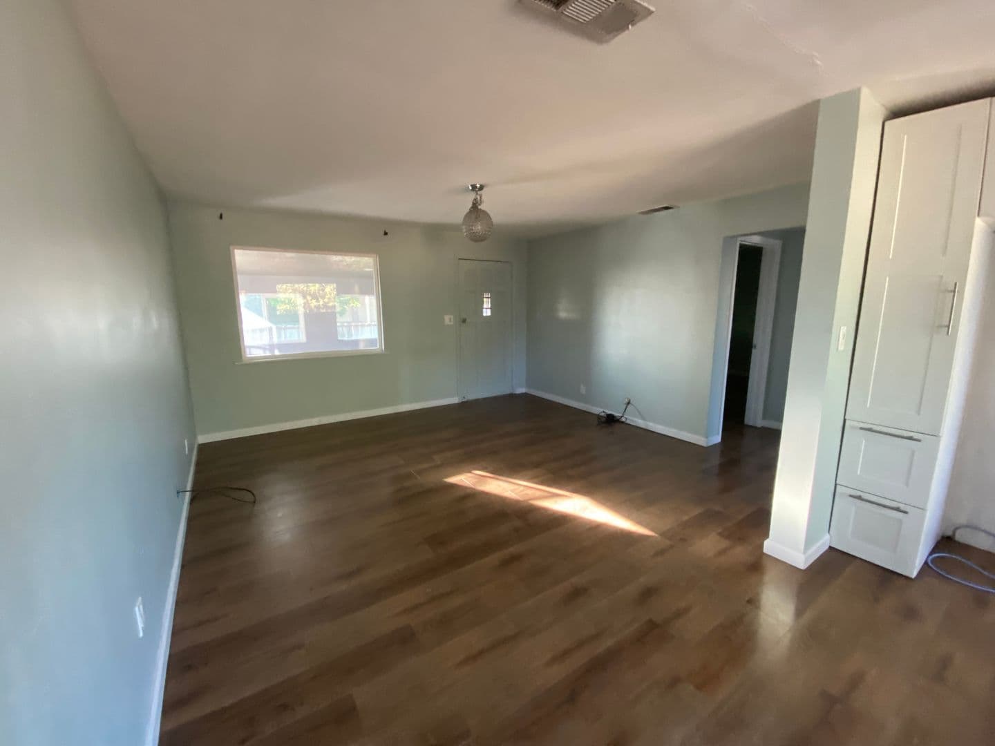 Hilmar House: 7468 Lander Avenue