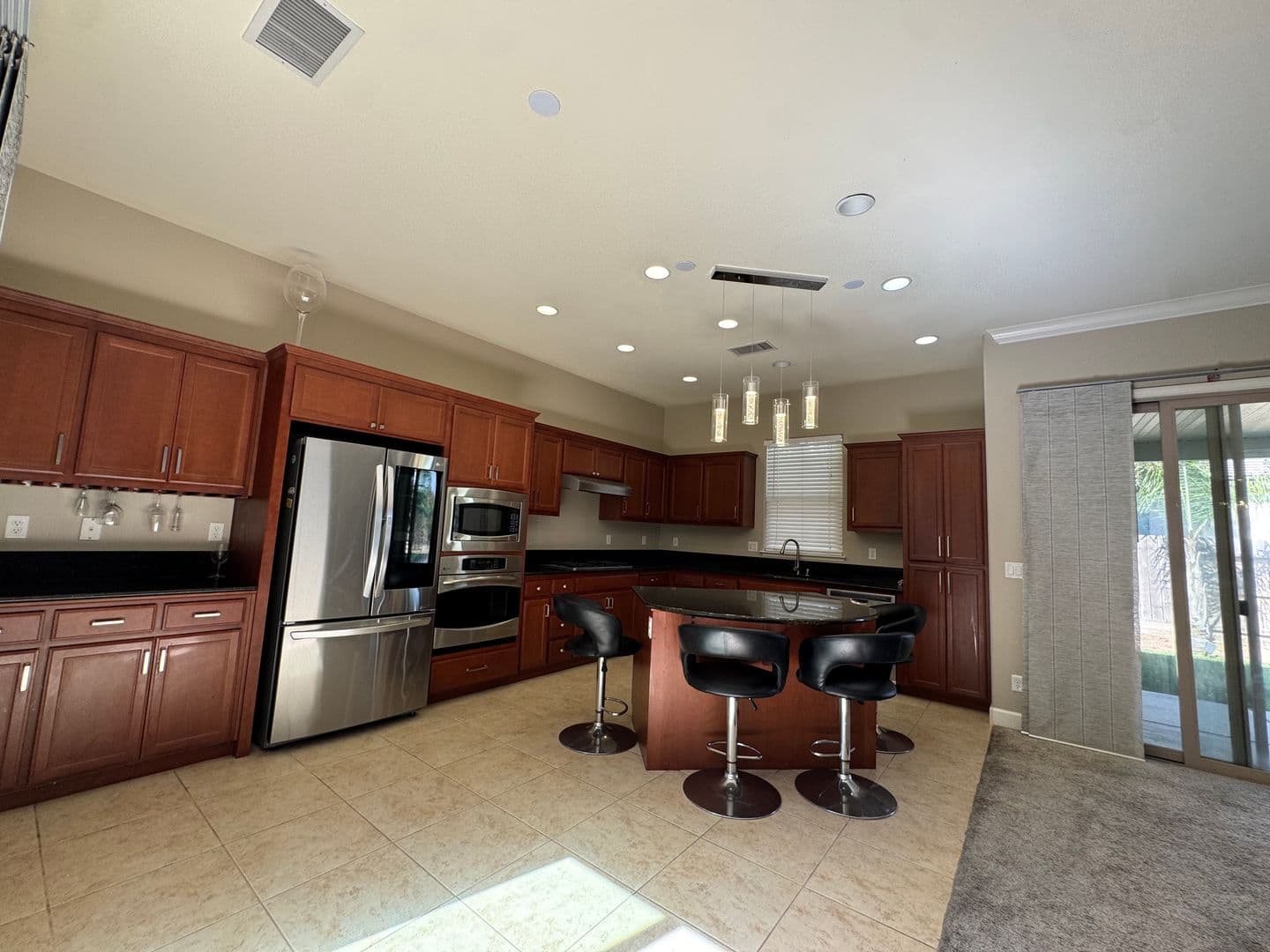 Clovis House: 2171 Buckingham Ave