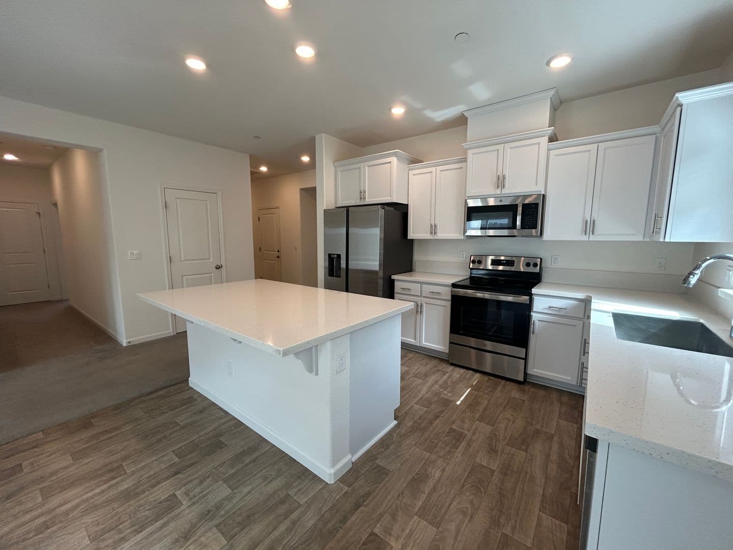 Patterson House: 931 Grimsby Lane