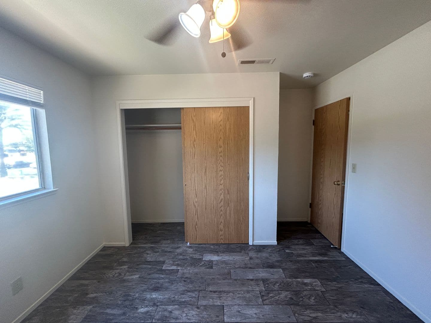 Merced Apartment: 104 South Parsons Ave. #E
