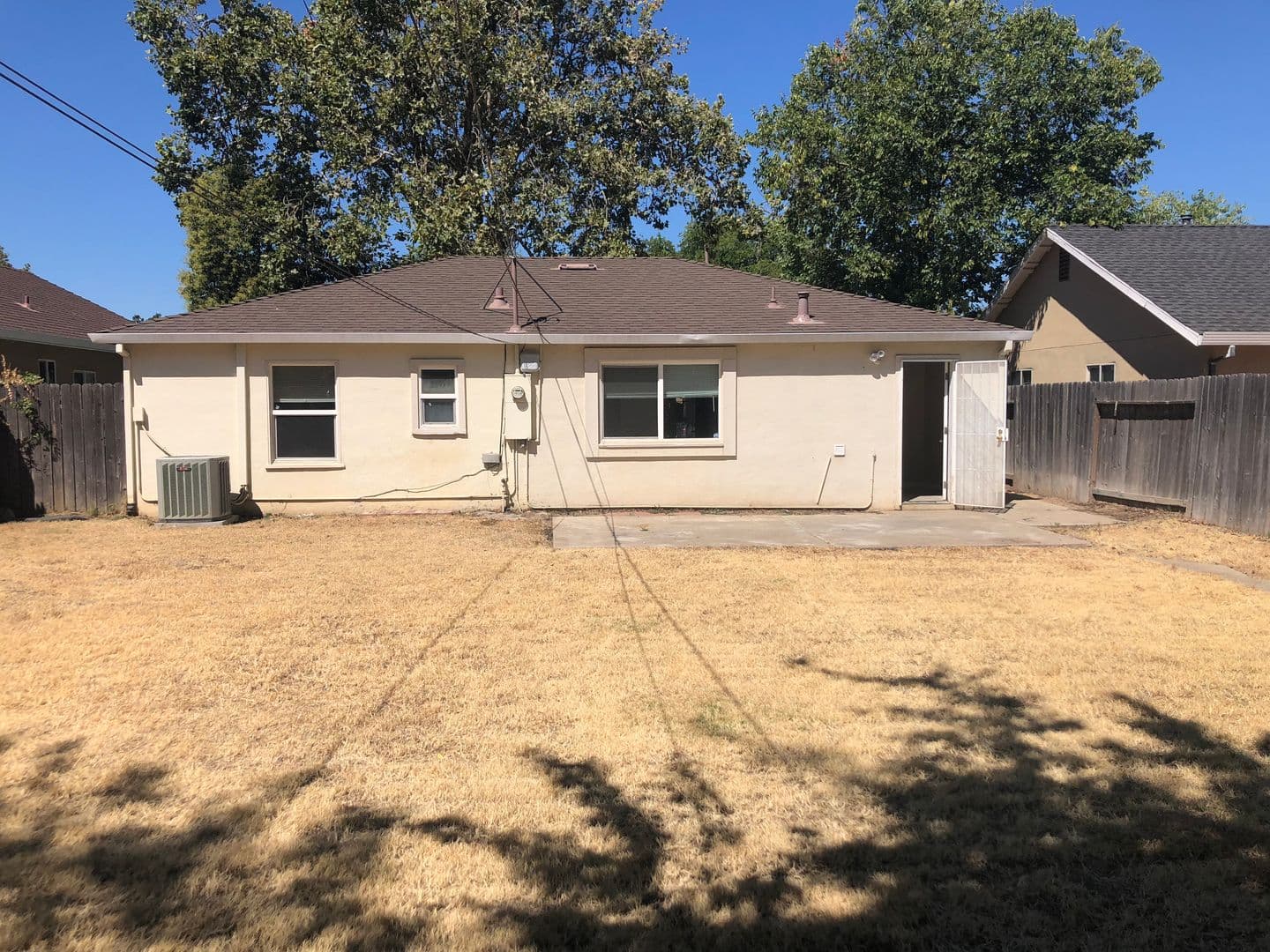 Sacramento House: 3932 Huron Street