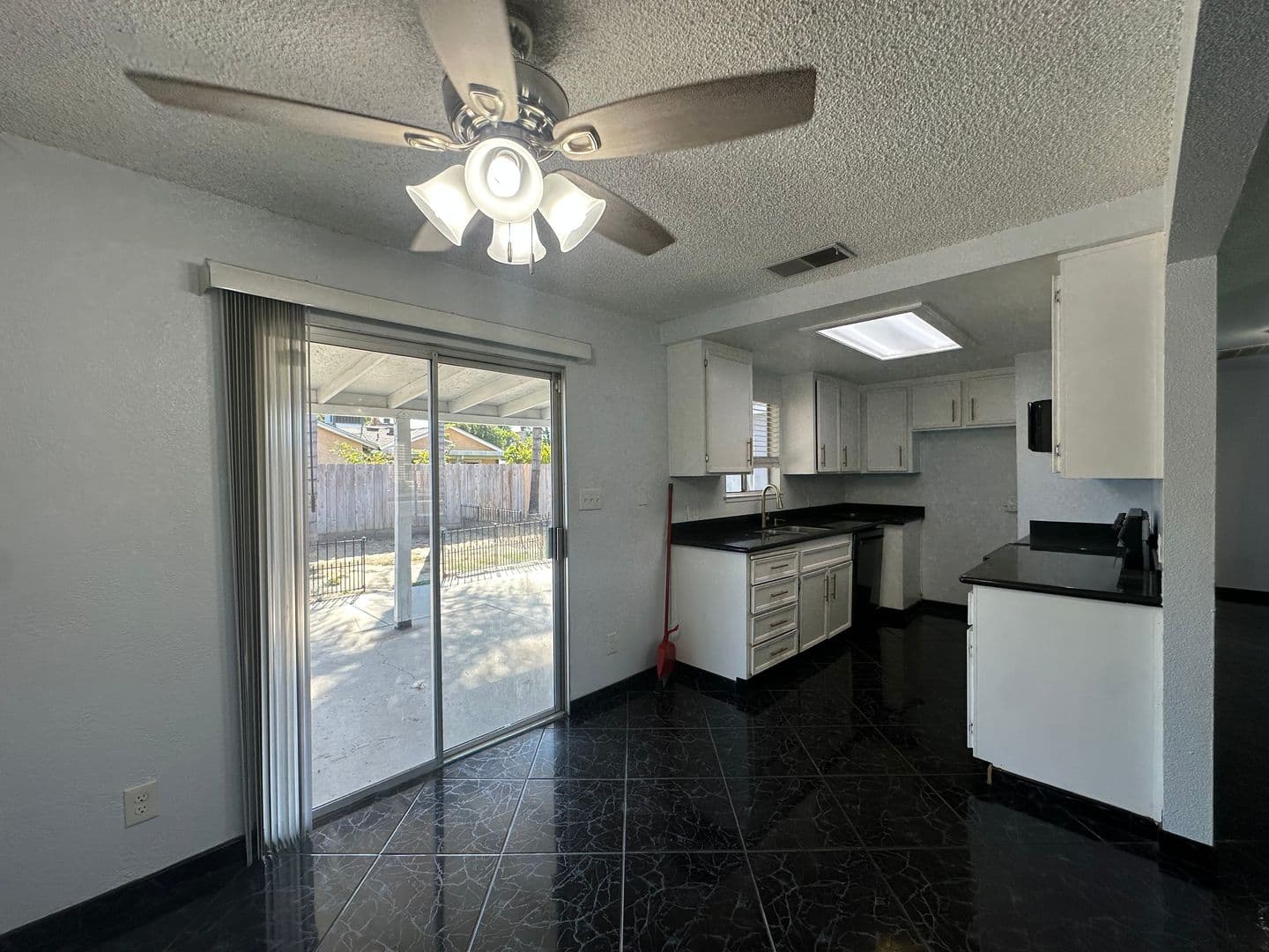 Modesto House: 3100 Kounias Drive