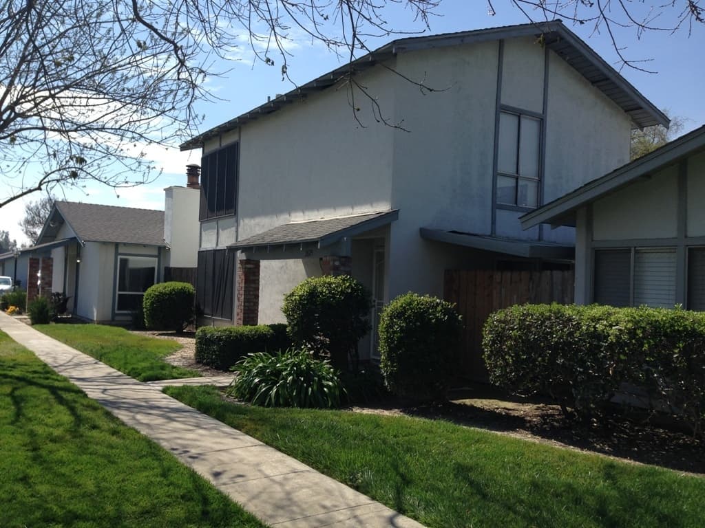 Ceres House: 2675 Parkway