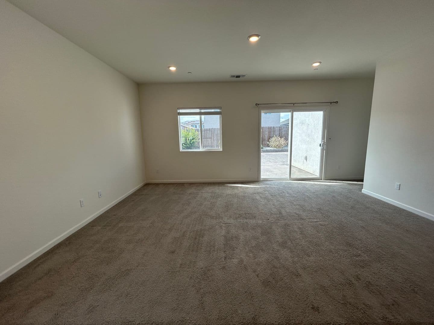 Patterson House: 931 Grimsby Lane