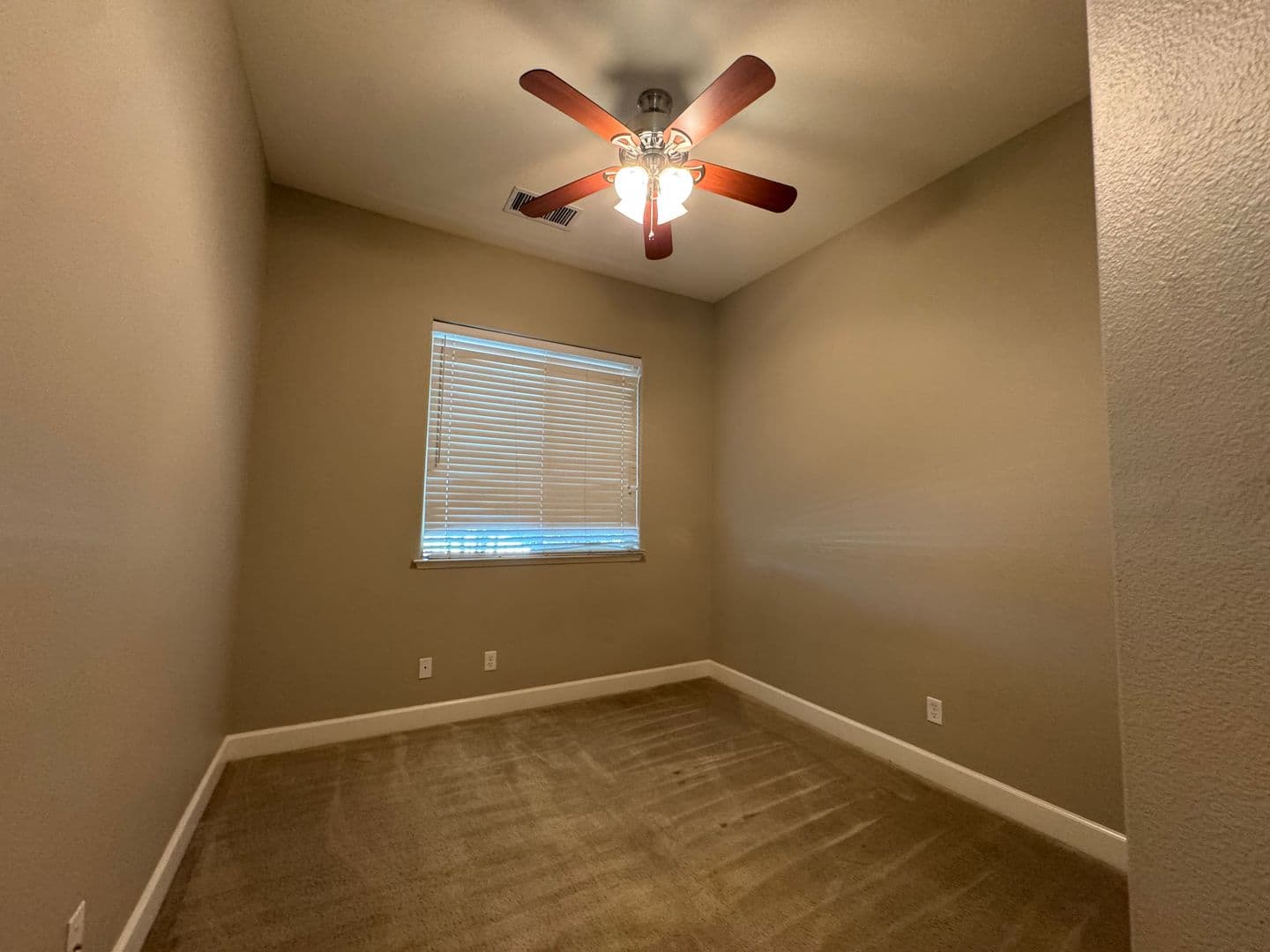 Clovis House: 2171 Buckingham Ave