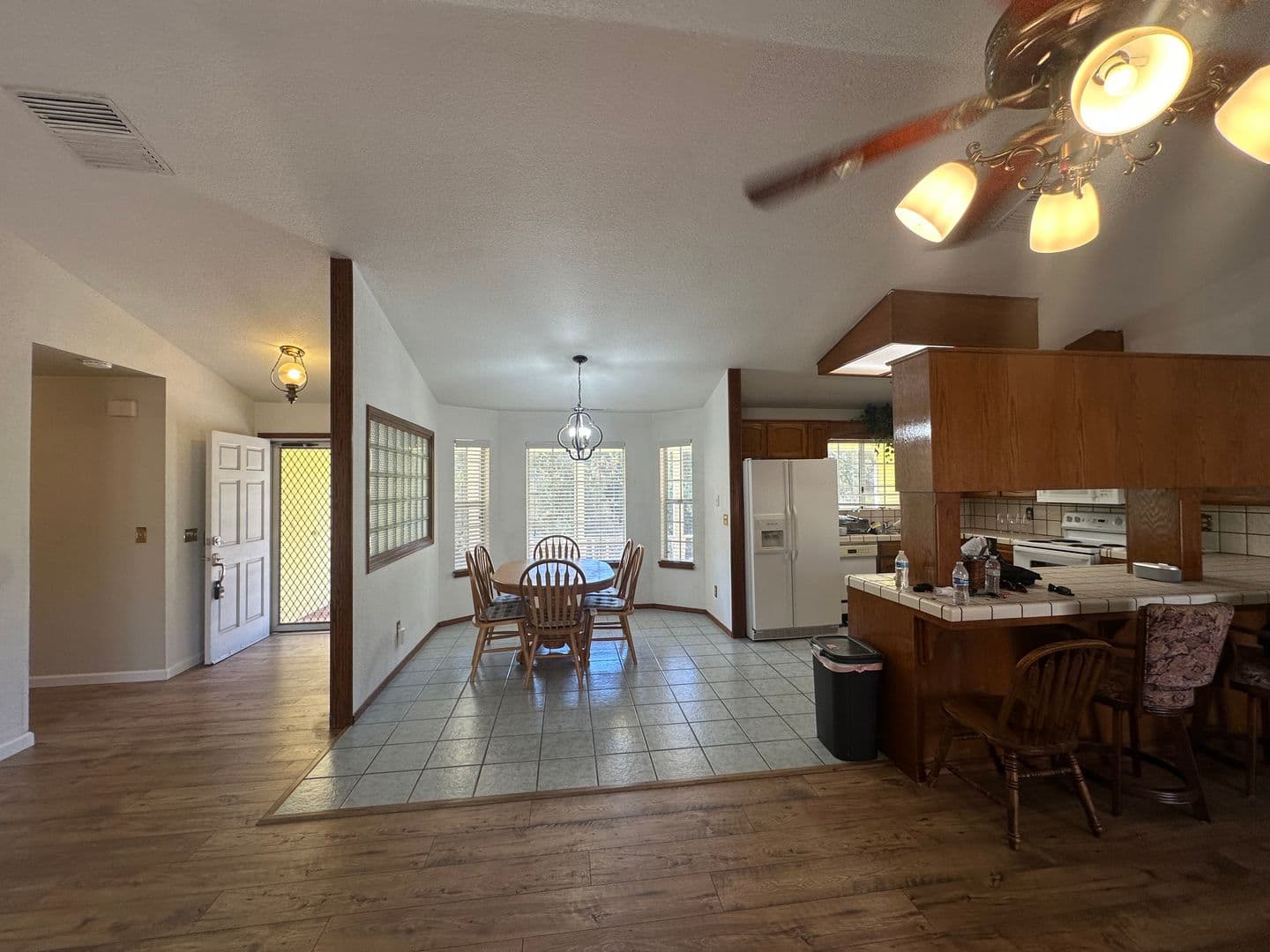 Coulterville House: 10475 Gusano Way