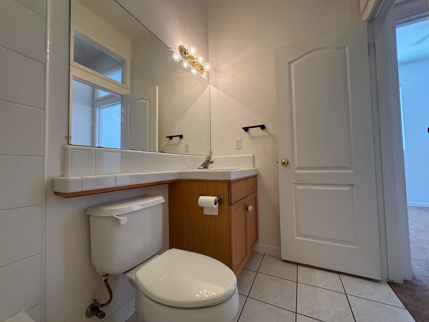 Fresno House: 5594 W. Bluff Avenue