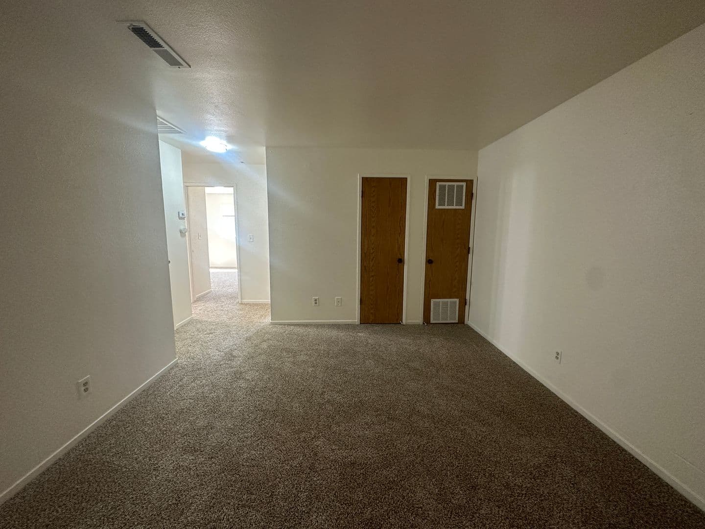 Merced Apartment: 2100 Dinkey Creek Ave. #A