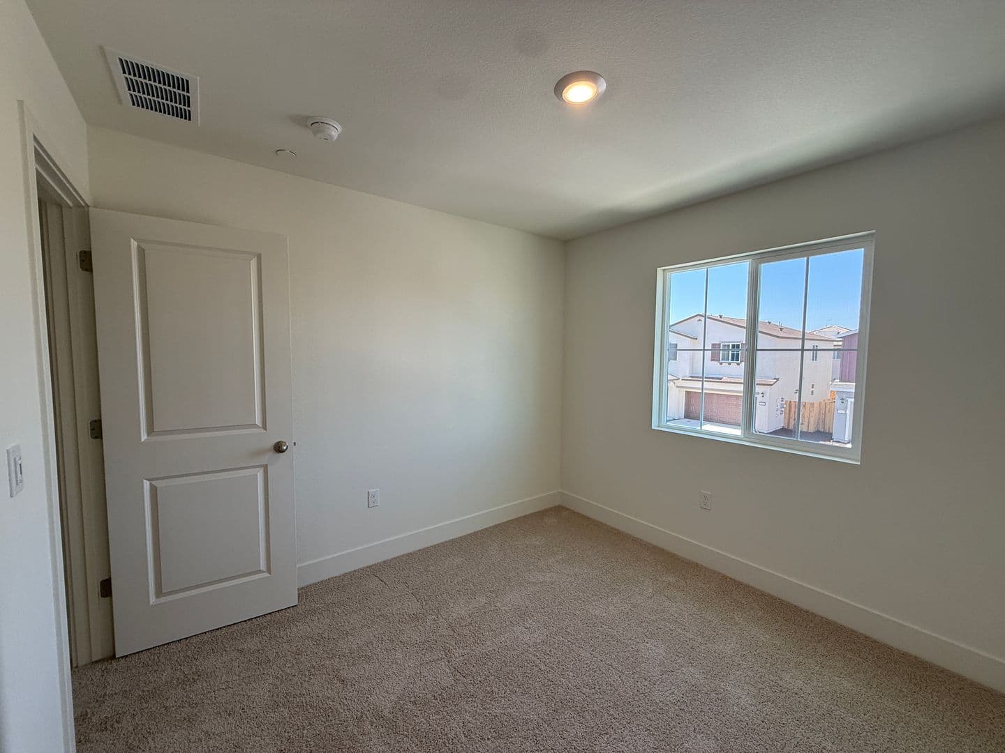 Modesto House: 4328 Frontier Way