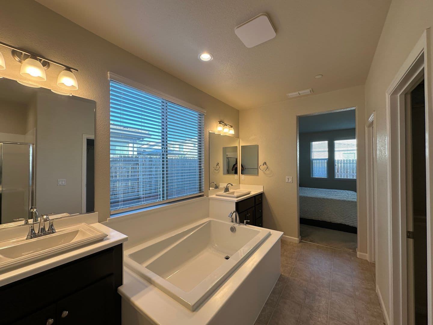 Modesto House: 4352 Vanguard Drive