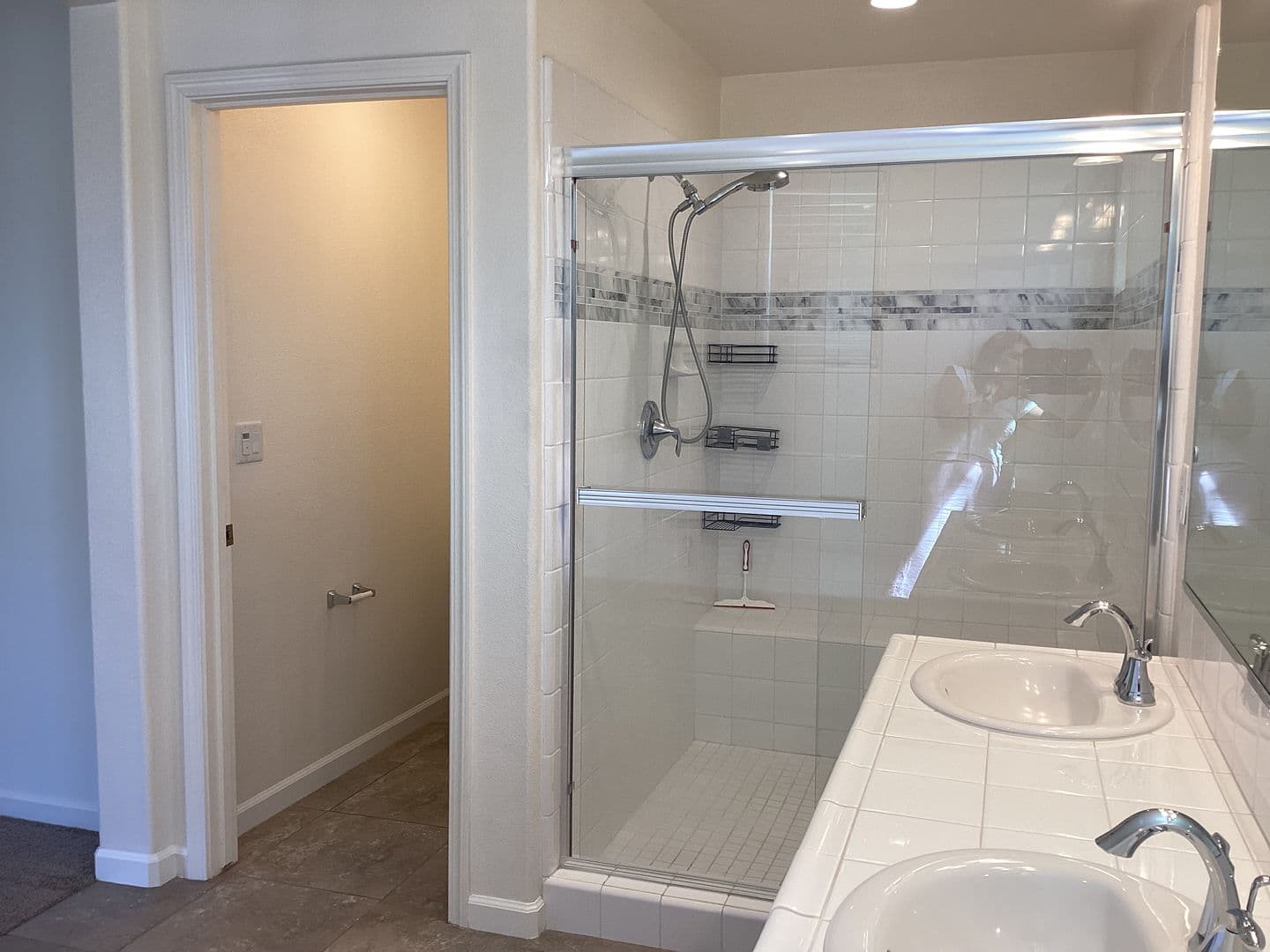Clovis House: 2573 Daisy Drive