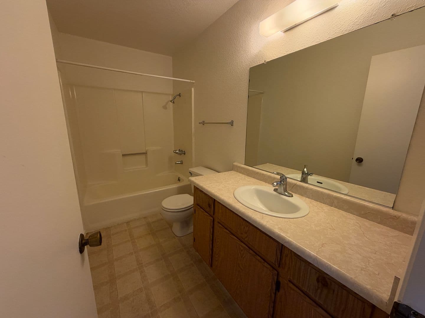 Turlock House: 3050 Andre Lane