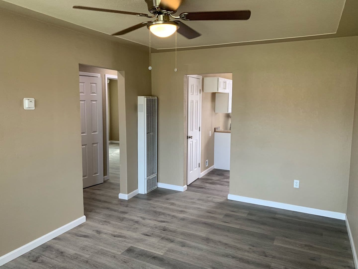 Fresno Apartment: 3364 Mayfair Drive South