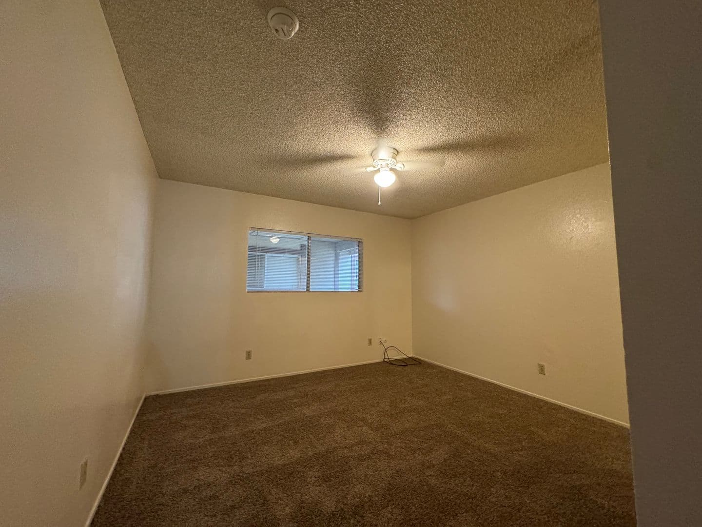 Clovis Apartment: 180 W. 9th Street