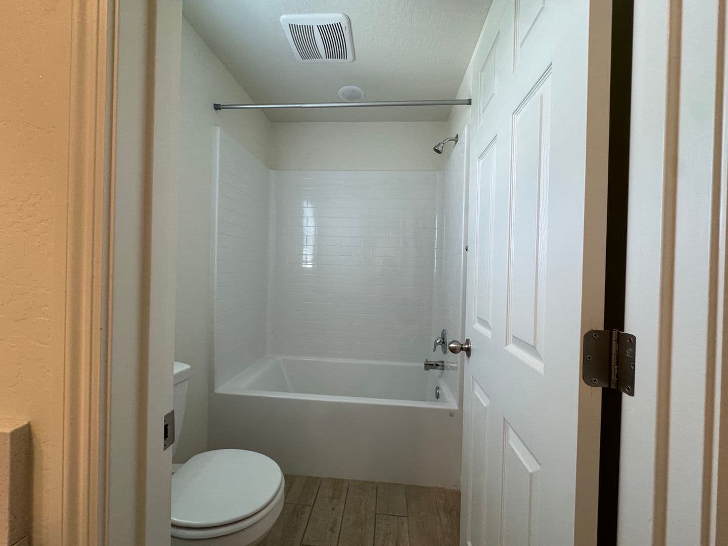 Fresno House: 6313 E. Meritage Drive