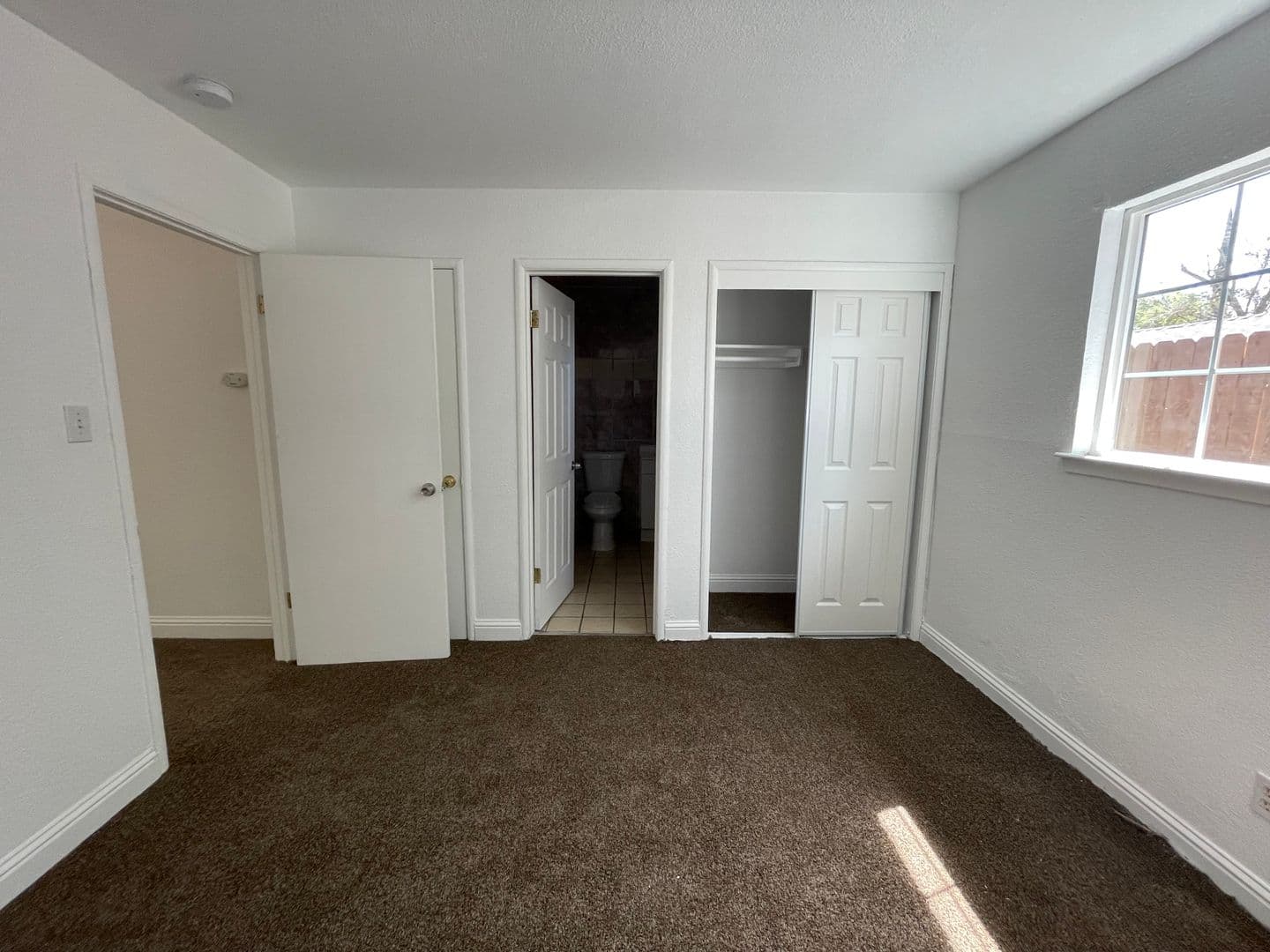 Olivehurst Apartment: 4357 College Way - #4