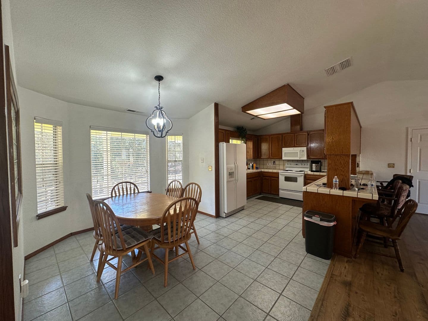 Coulterville House: 10475 Gusano Way
