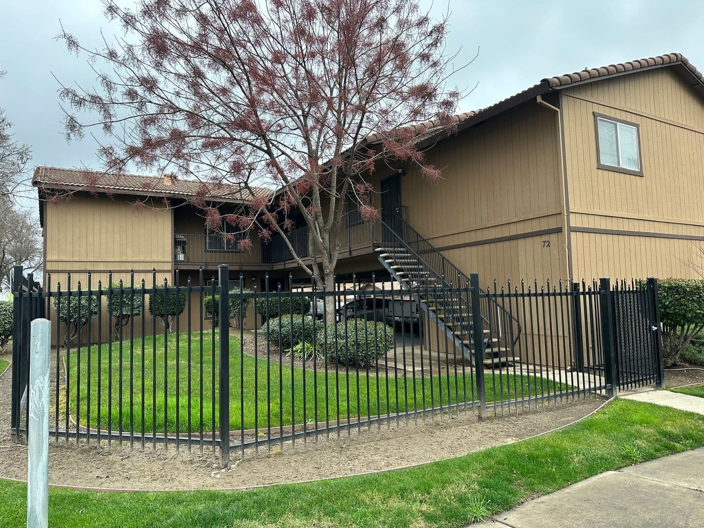 Merced Apartment: 32 South Parsons Ave. #D
