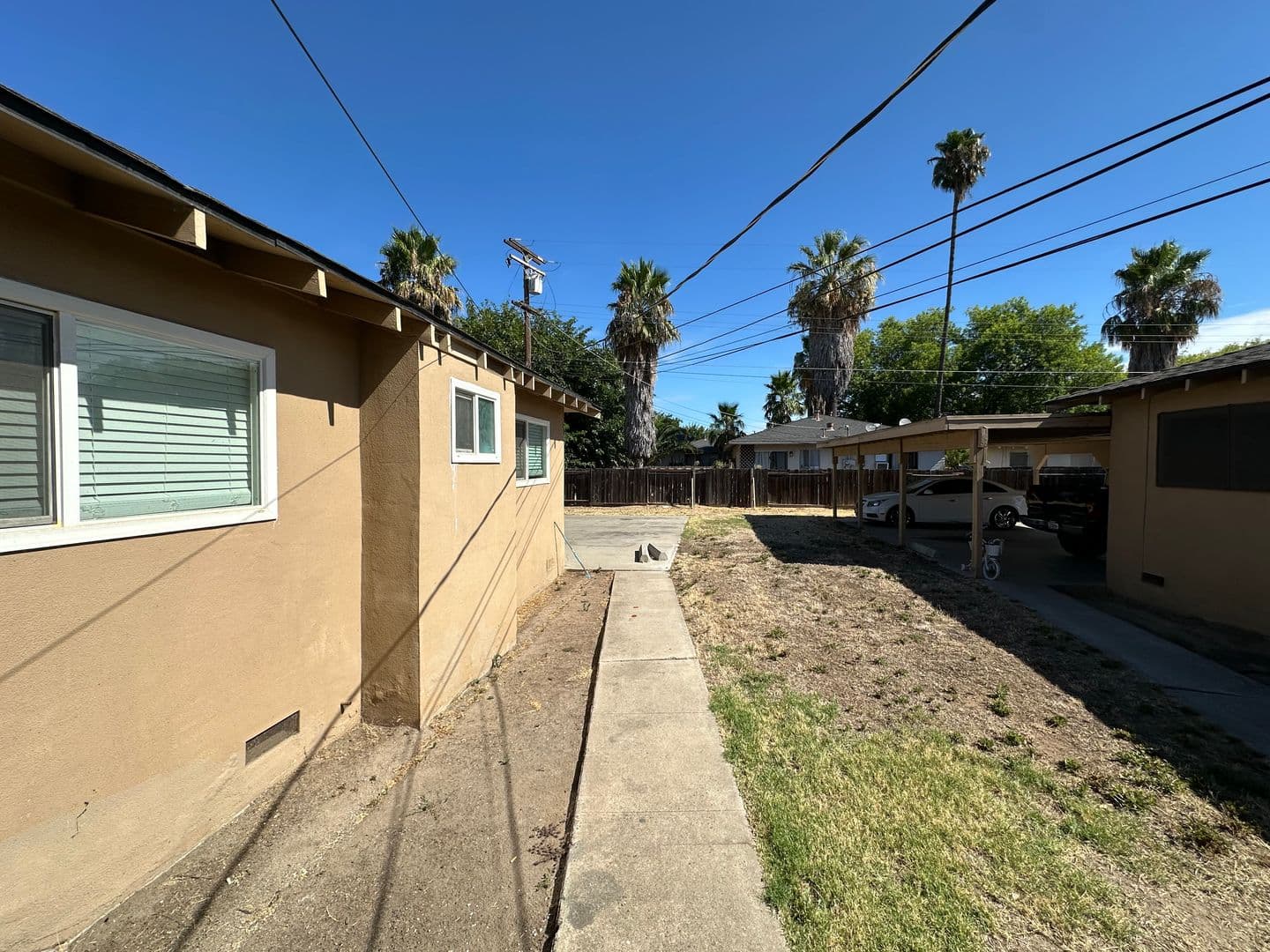 Modesto Apartment: 1709 Evergreen Avenue