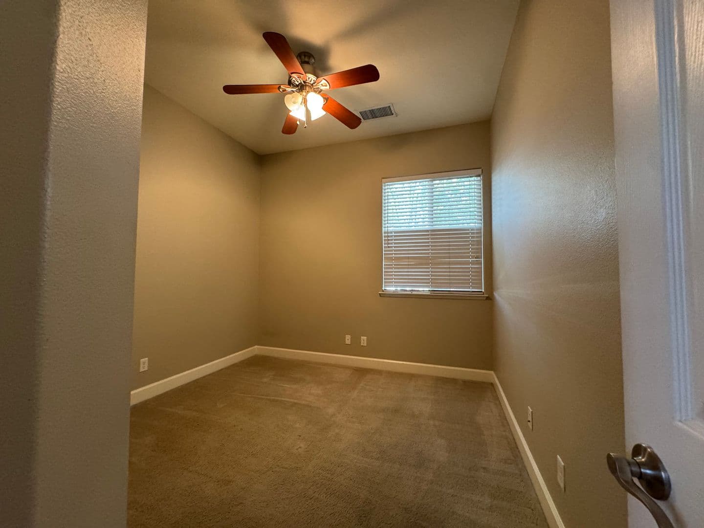 Clovis House: 2171 Buckingham Ave