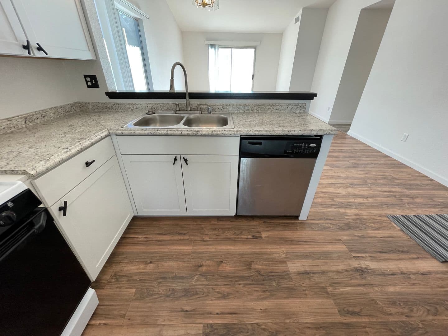 Newman House: 1028 Grackle Ct